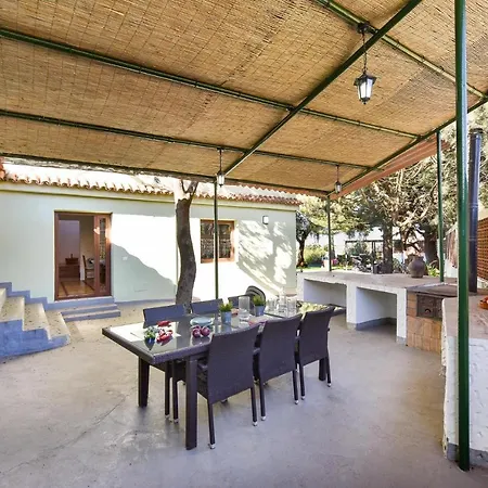 Solis Family Pm Chalet